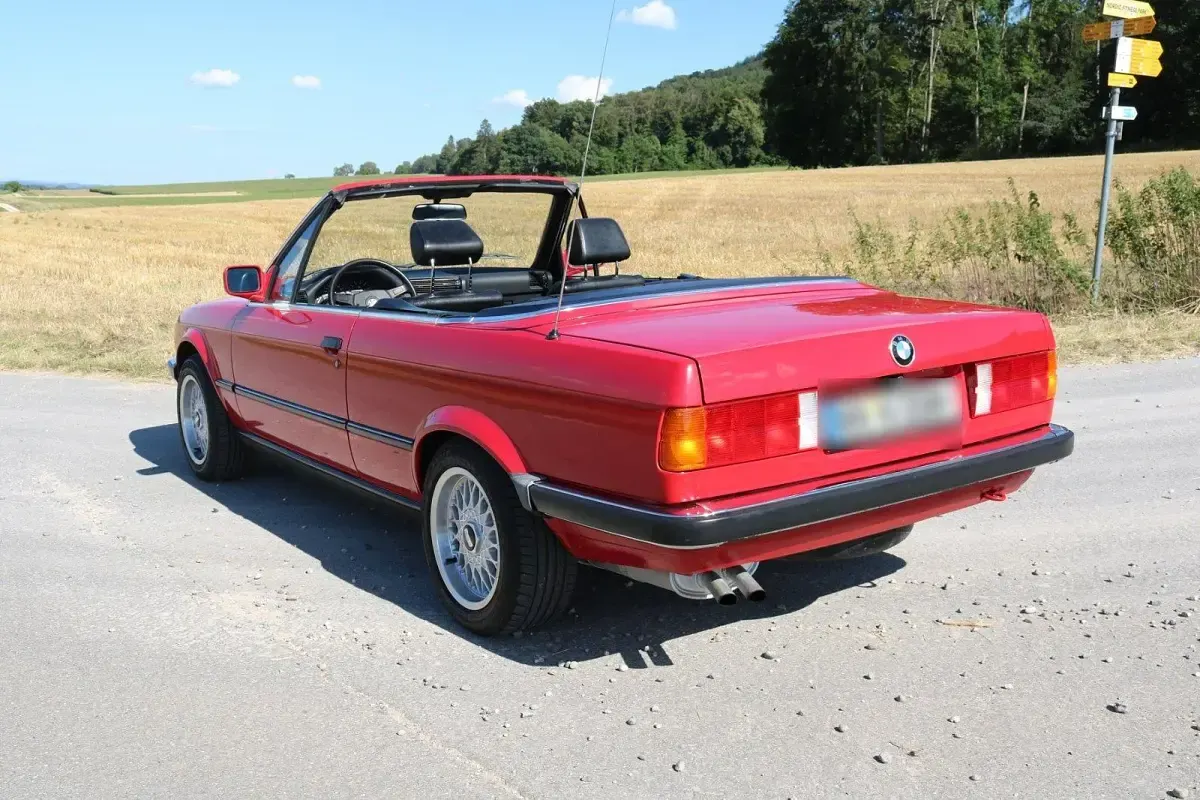 Gebraucht BMW 320 Cabriolet 129 PS (94 kW) 1988 Rot Cabrio