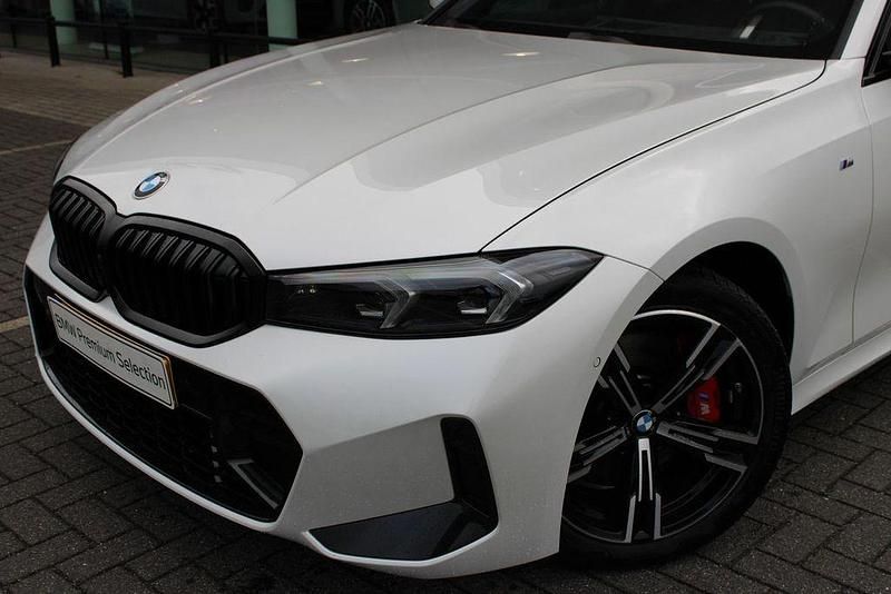 Brugt BMW 330 Performance 245 HK (180 kW) 2025 Hvid Stationcar