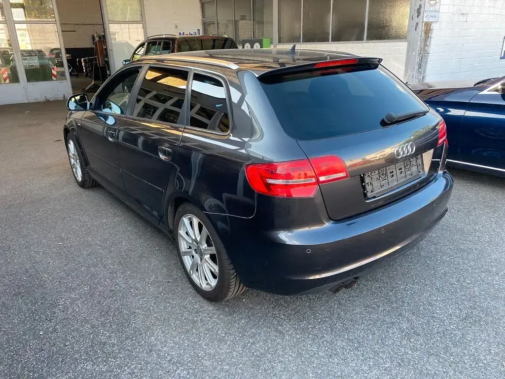 Gebraucht Audi A3 S-Line 125 PS (91 kW) 2009 Grau Kleinwagen