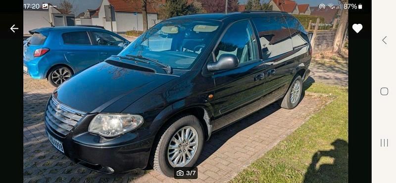 Schwarz Gebraucht 2008 Chrysler Voyager Van / Kleinbus | 2.399 € - Bild 1/4