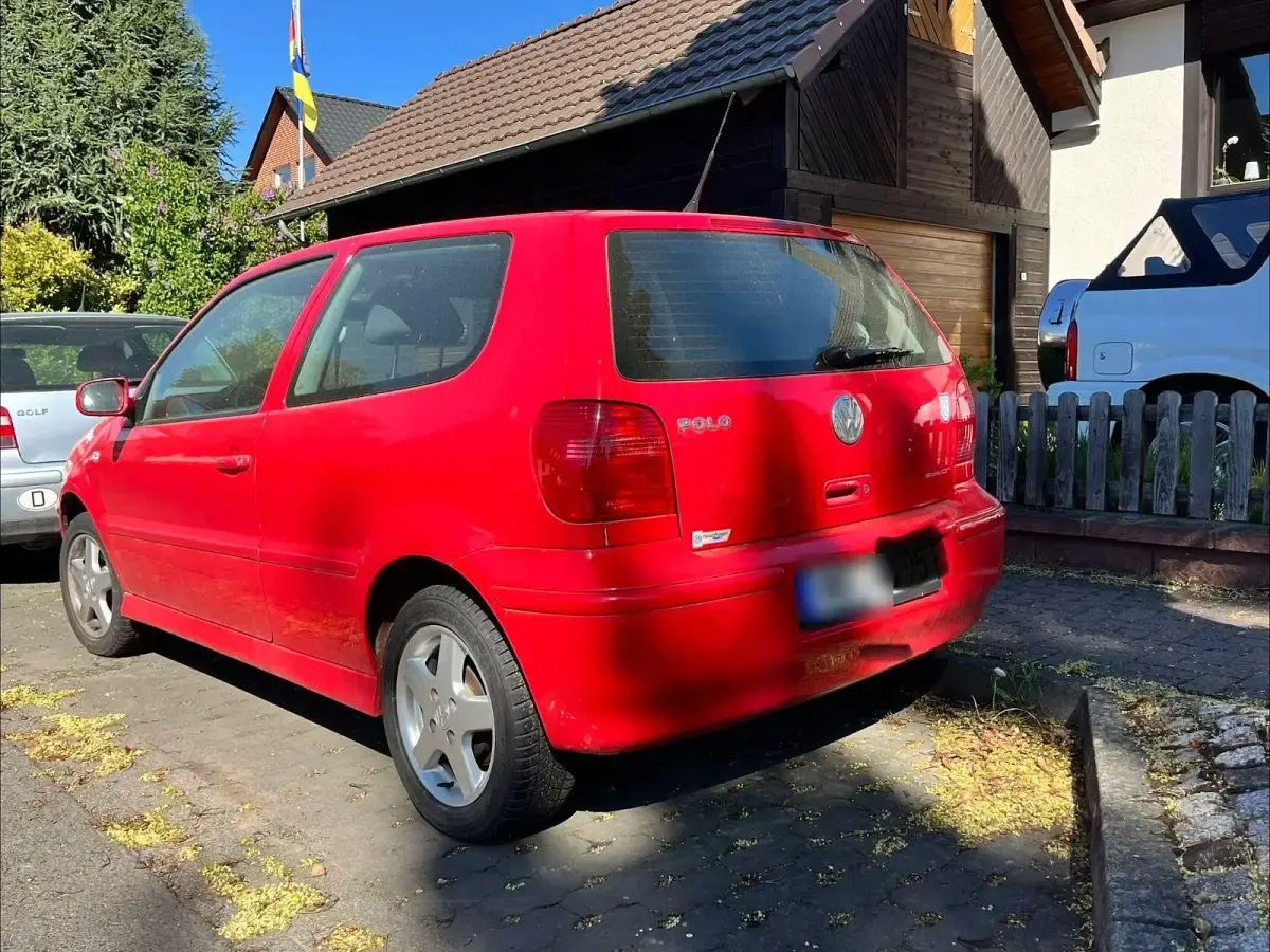 Gebraucht VW Polo Basis 50 PS (36 kW) 2001 Rot Kleinwagen