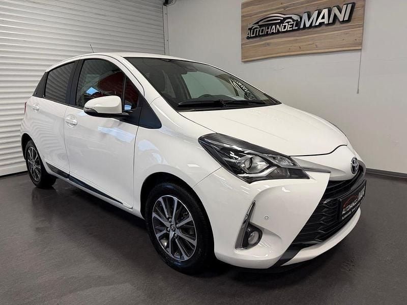 Gebraucht Toyota Yaris Team 111 PS (81 kW) 2020 Weiß Kleinwagen