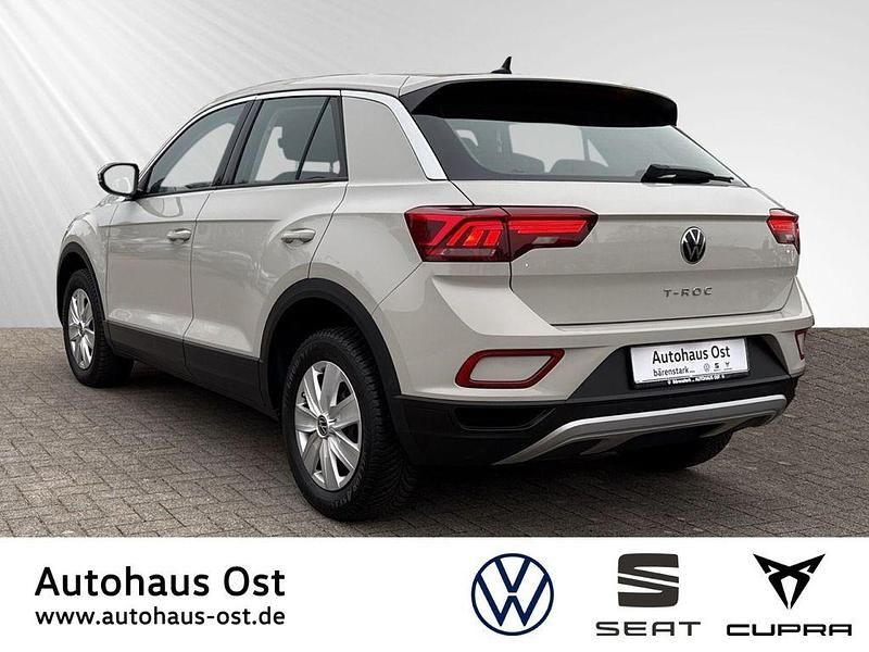 Gebraucht VW T-Roc Basis 110 PS (80 kW) 2022 Grau SUV