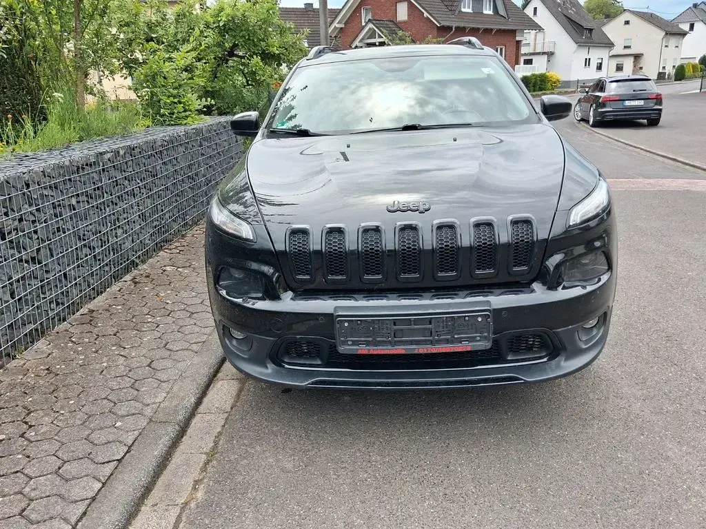 Gebraucht Jeep Cherokee Night Eagle 200 PS (147 kW) 2017 Schwarz SUV
