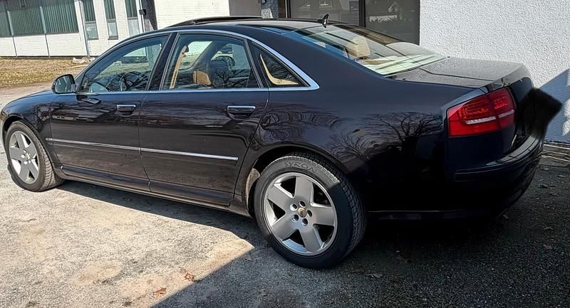 Gebraucht Audi A8 Comfort 239 PS (175 kW) 2008 Andere farben Limousine