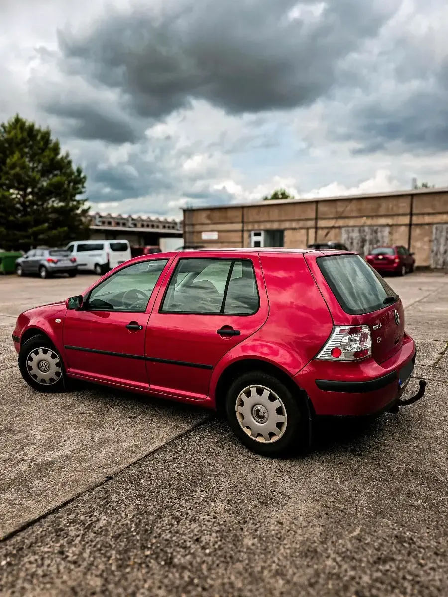 Gebraucht VW Golf IV 103 PS (75 kW) 2002 Rot Kleinwagen