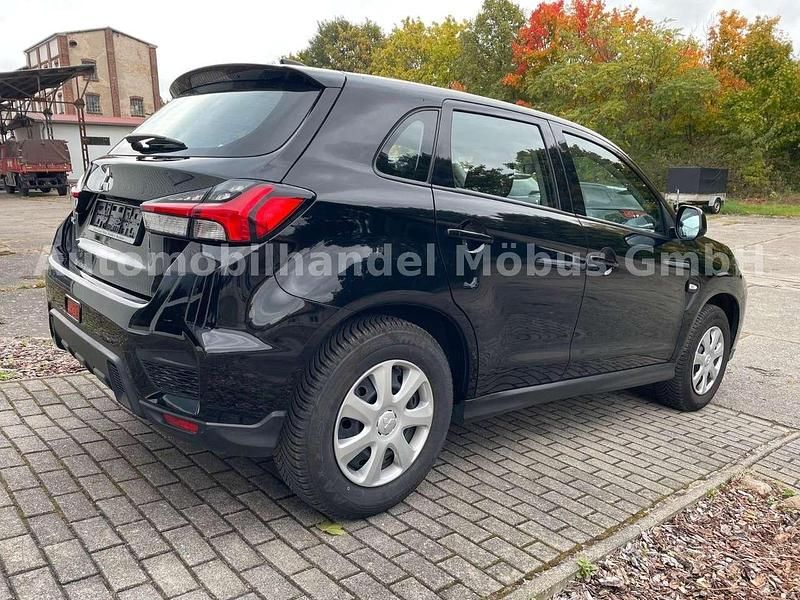 Gebraucht Mitsubishi ASX Basis 150 PS (110 kW) 2020 Schwarz SUV