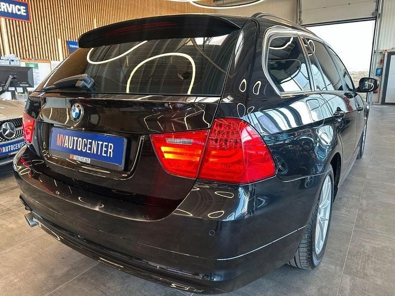 Gebraucht BMW 320 Comfort Edition 184 PS (135 kW) 2012 Schwarz Kombi