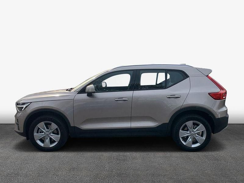 Gebraucht Volvo XC40 Core 163 PS (119 kW) 2024 Silber SUV