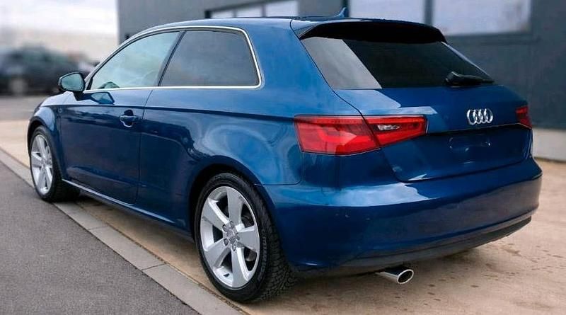 Gebraucht Audi A3 110 PS (80 kW) 2016 Blau Kleinwagen