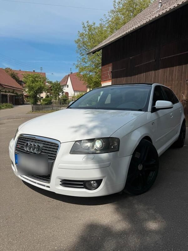 Weiß Gebraucht 2008 Audi A3 Sportback S-Line Limousine | 5.650 € (Fairer Preis) - Bild 1/4