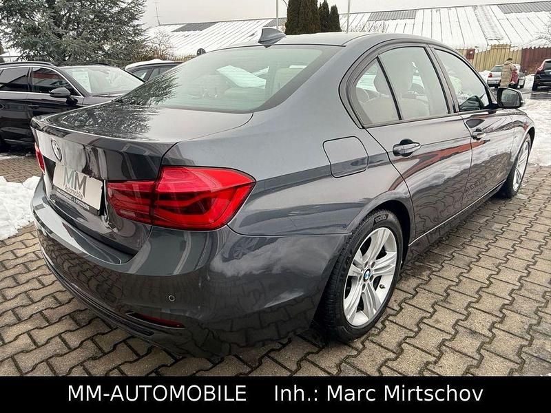 Gebraucht BMW 320 Sport Line 190 PS (139 kW) 2017 Mineralgrau Limousine