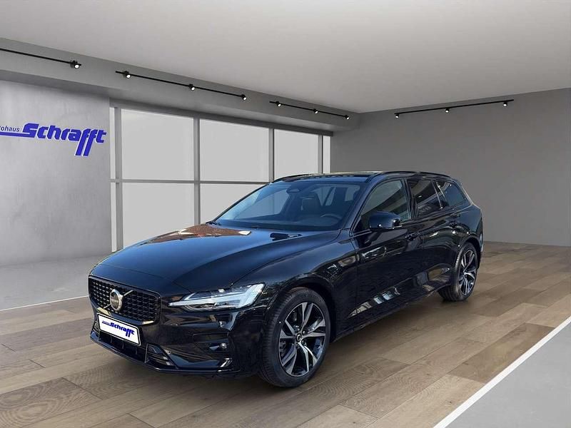Onyx black / metallic Gebraucht 2025 Volvo V60 Plus Kombi | 39.790 € (Fairer Preis) - Bild 1/4