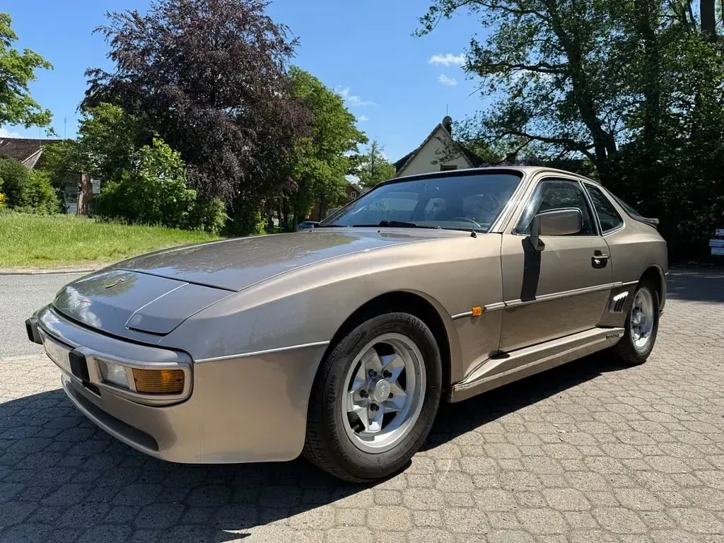 Gebraucht Porsche 944 163 PS (119 kW) 1982 Gold Coupé