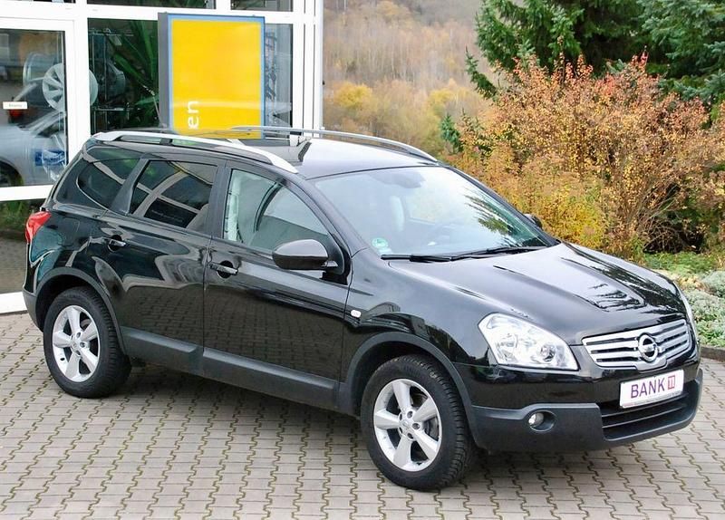 Schwarz Gebraucht 2009 Nissan Qashqai +2 Acenta SUV | 7.490 € (Fairer Preis) - Bild 1/4