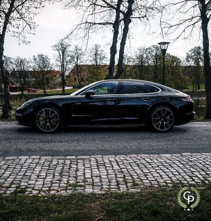 Gebraucht Porsche Panamera 680 PS (500 kW) 2018 Schwarz Kleinwagen