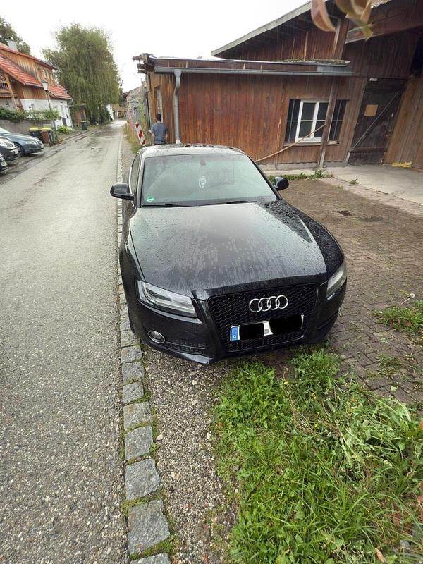 Schwarz Gebraucht 2009 Audi A5 Coupé | 5.800 € (Superpreis) - Bild 1/4