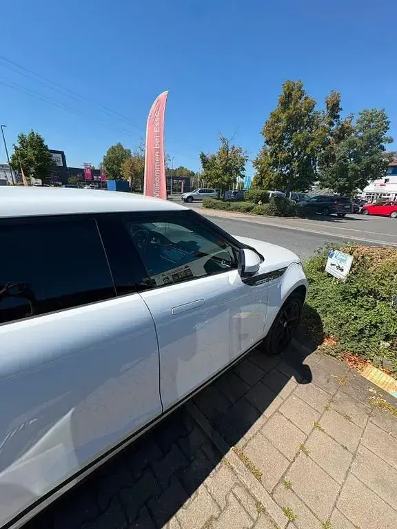 Gebraucht Land Rover Range Rover evoque Basis 163 PS (119 kW) 2021 Weiß SUV