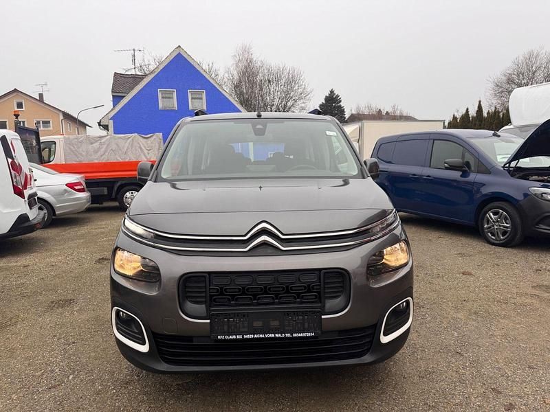 Gebraucht Citroën Berlingo Feel 102 PS (75 kW) 2019 Grau Van / Kleinbus