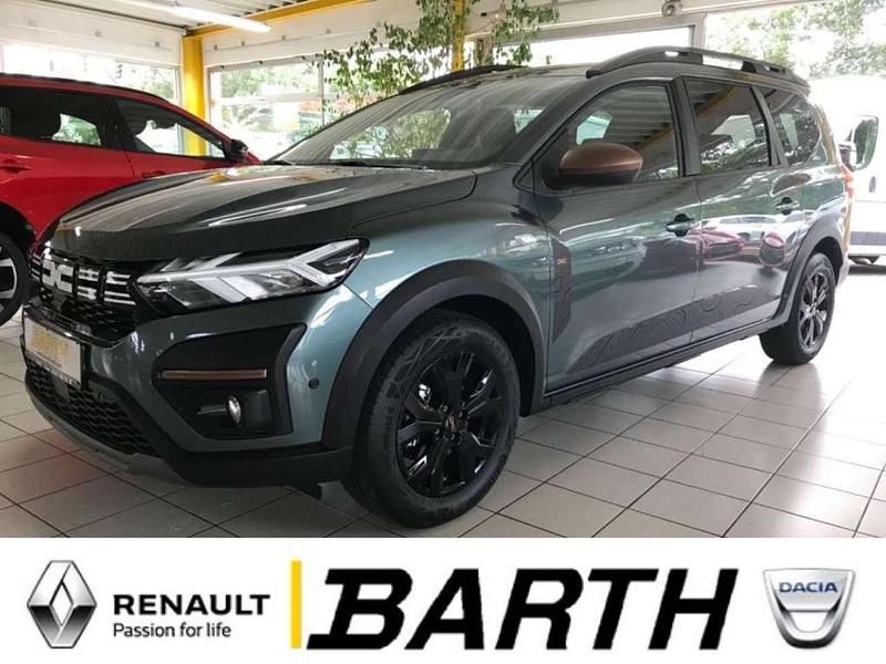 Zedargrün Gebraucht 2024 Dacia Jogger Extreme Van / Kleinbus | 23.900 € (Etwas zu teuer) - Bild 1/4
