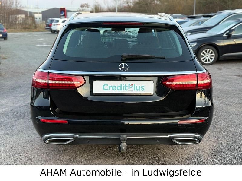 Gebraucht Mercedes E220 Avantgarde 194 PS (142 kW) 2020 Schwarz Kombi