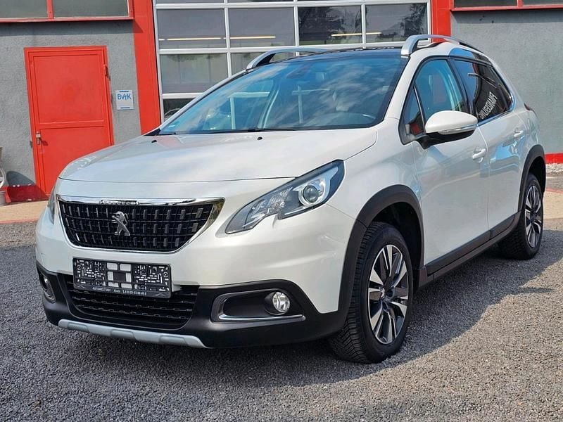 Weiß Gebraucht 2018 Peugeot 2008 Allure SUV | 6.850 € (Superpreis) - Bild 1/4