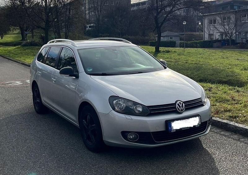 Grau Gebraucht 2011 VW Golf VI Style Kleinwagen | 2.900 € (Guter Preis) - Bild 1/4