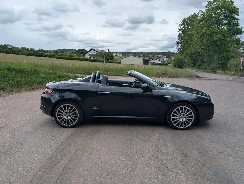 Gebraucht Alfa Romeo Spider Exclusive 185 PS (136 kW) 2007 Schwarz Cabrio