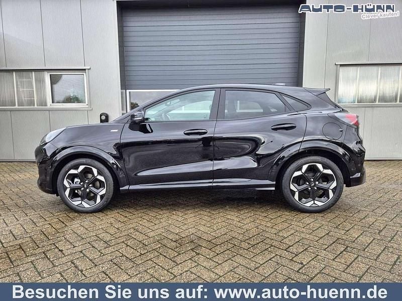Agate black metallic Neu 2025 Ford Puma Premium SUV | 27.490 € (Fairer Preis) - Bild 1/4