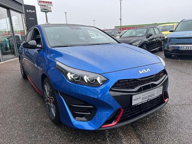 Gebraucht Kia ProCeed Comfort 204 PS (150 kW) 2023 Blau Kombi