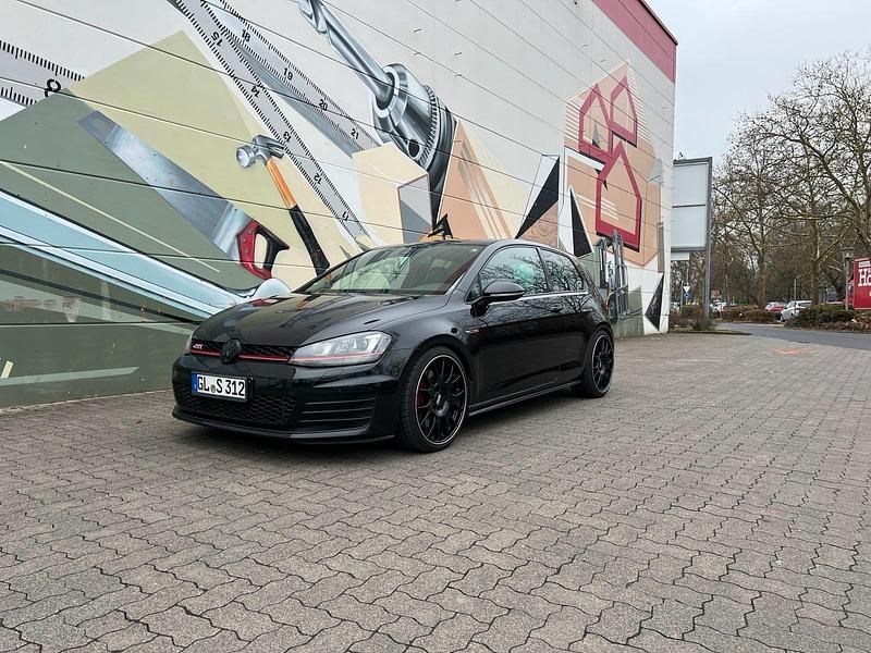 Gebraucht VW Golf GTI 230 PS (169 kW) 2016 Schwarz Coupé