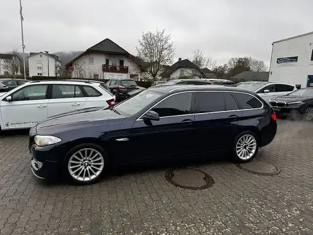 Używany BMW 520 Performance 184 KM (135 kW) 2013 Niebieski Kombi