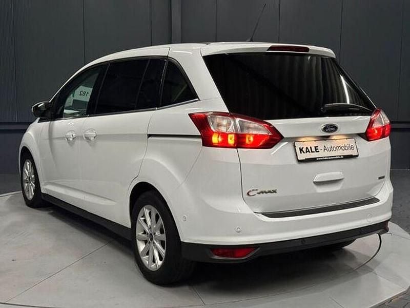 Second-hand Ford Grand C-Max Titanium 125 CP (91 kW) 2015 Alb Monovolum