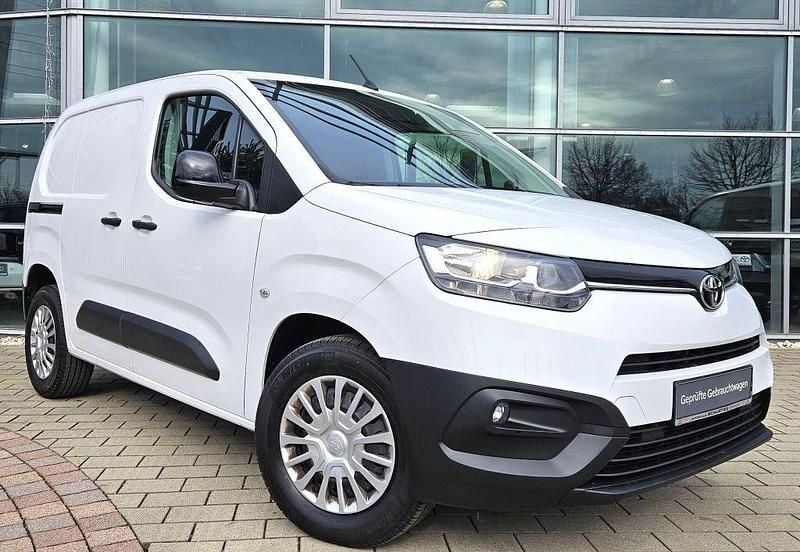 Gebraucht Toyota Proace City City 110 PS (80 kW) 2023 Weiß Van / Kleinbus