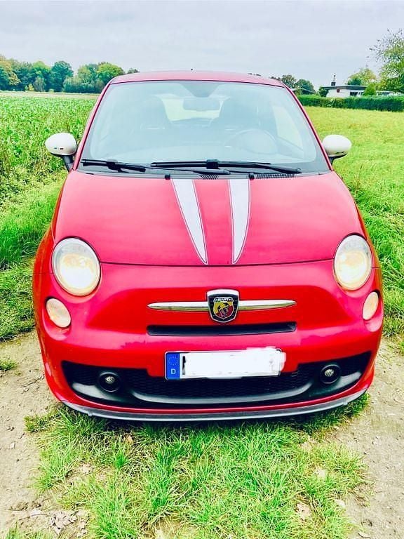 Rot Gebraucht 2015 Abarth 500 Custom Kleinwagen | 11.000 € (Superpreis) - Bild 1/4