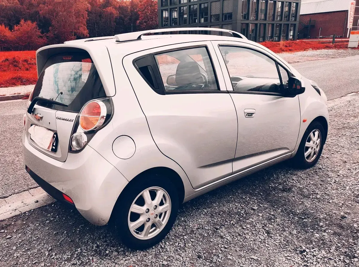 Gebraucht Chevrolet Spark LS 82 PS (60 kW) 2011 Grau Kleinwagen