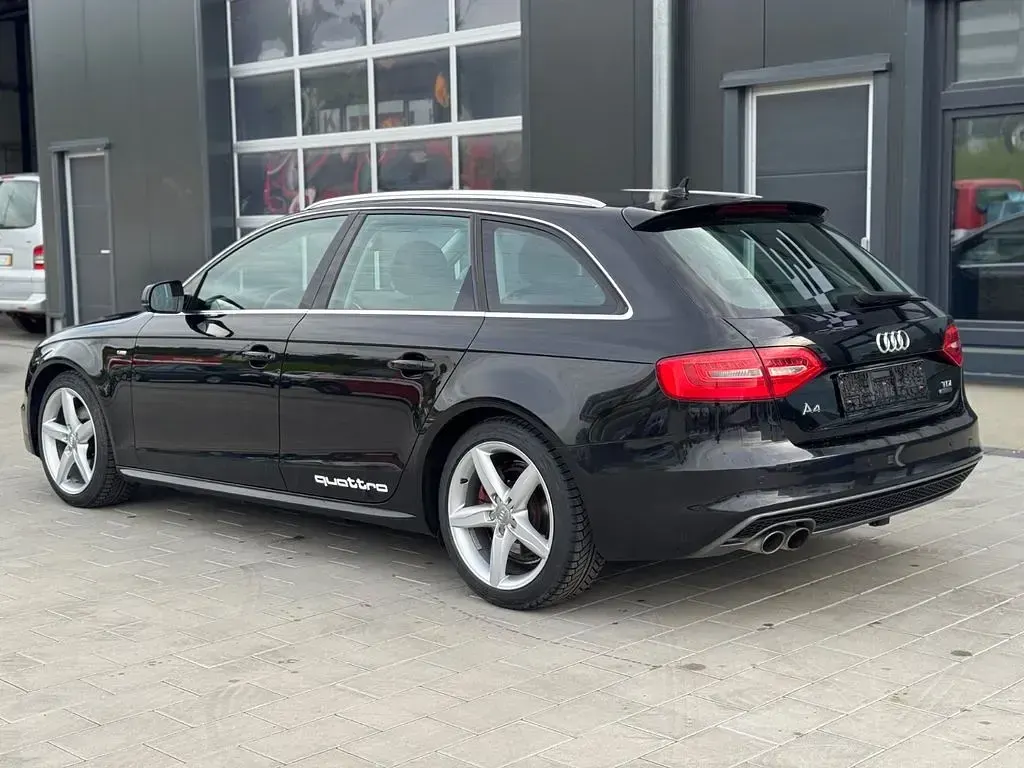 Gebraucht Audi A4 S-Line 177 PS (130 kW) 2015 Schwarz Kombi
