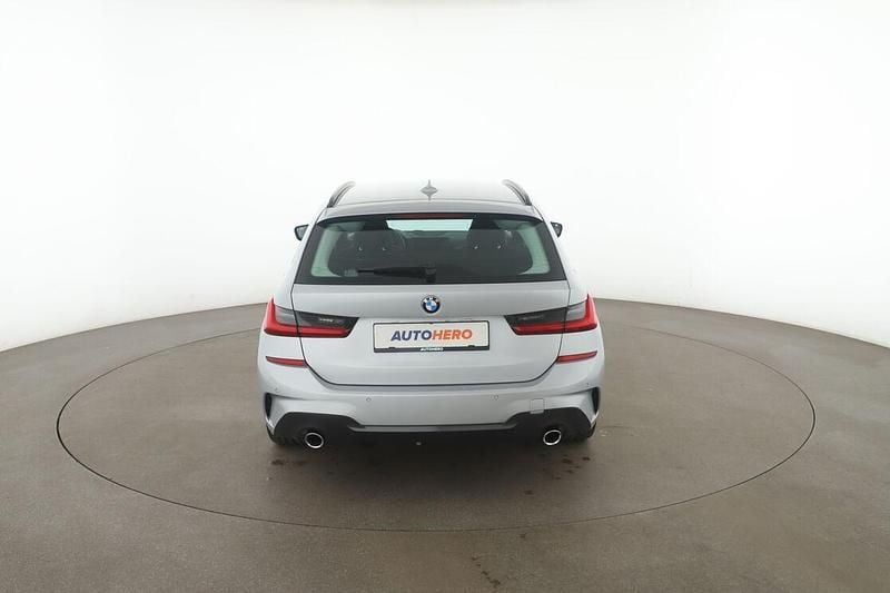 Gebraucht BMW 320 190 PS (139 kW) 2021 Grau Kombi