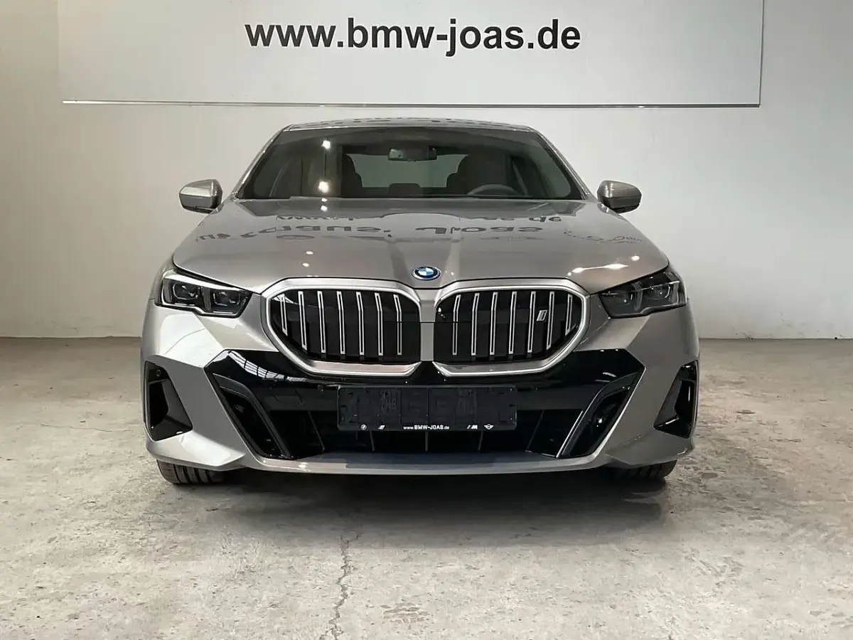 Gebraucht BMW i5 Comfort Edition 289 kW (394 PS) 2025 Grau Limousine