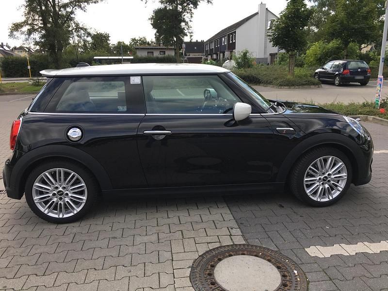 Gebraucht Mini Cooper S 178 PS (130 kW) 2021 Schwarz Kleinwagen