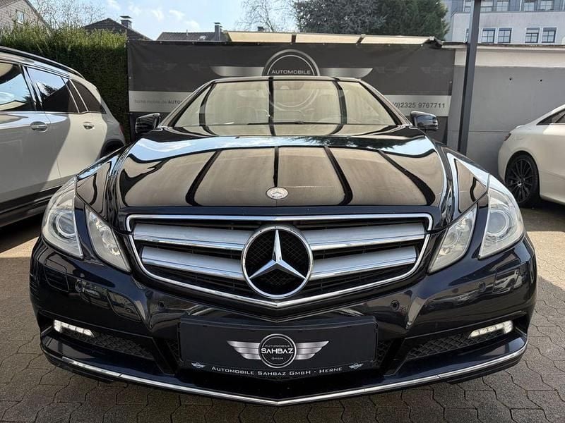 Usata Mercedes E350 231 CV (169 kW) 2010 Nero Cabrio