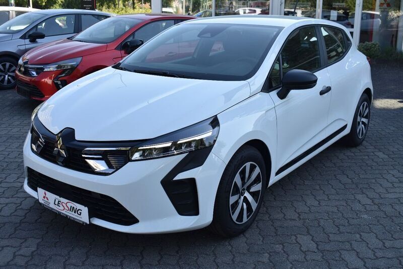 Gebraucht Mitsubishi Colt Basis 67 PS (49 kW) 2024 Weiß Limousine