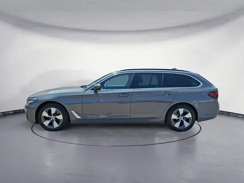 Gebraucht BMW 520 Shadowline 190 PS (139 kW) 2022 Grau Limousine