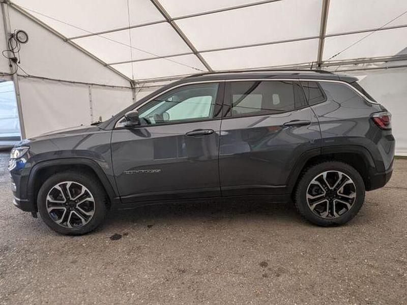 Gebraucht Jeep Compass Limited 150 PS (110 kW) 2021 Grau SUV