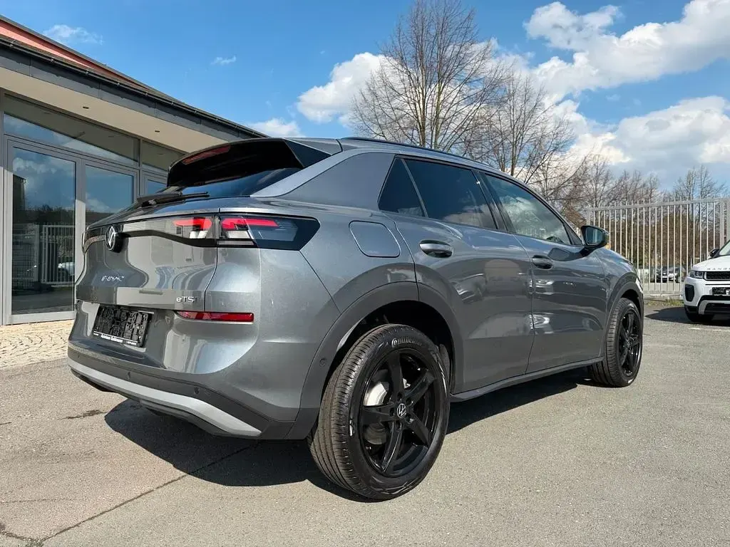 Neu VW T-Roc Life 150 PS (110 kW) 2026 Grau SUV