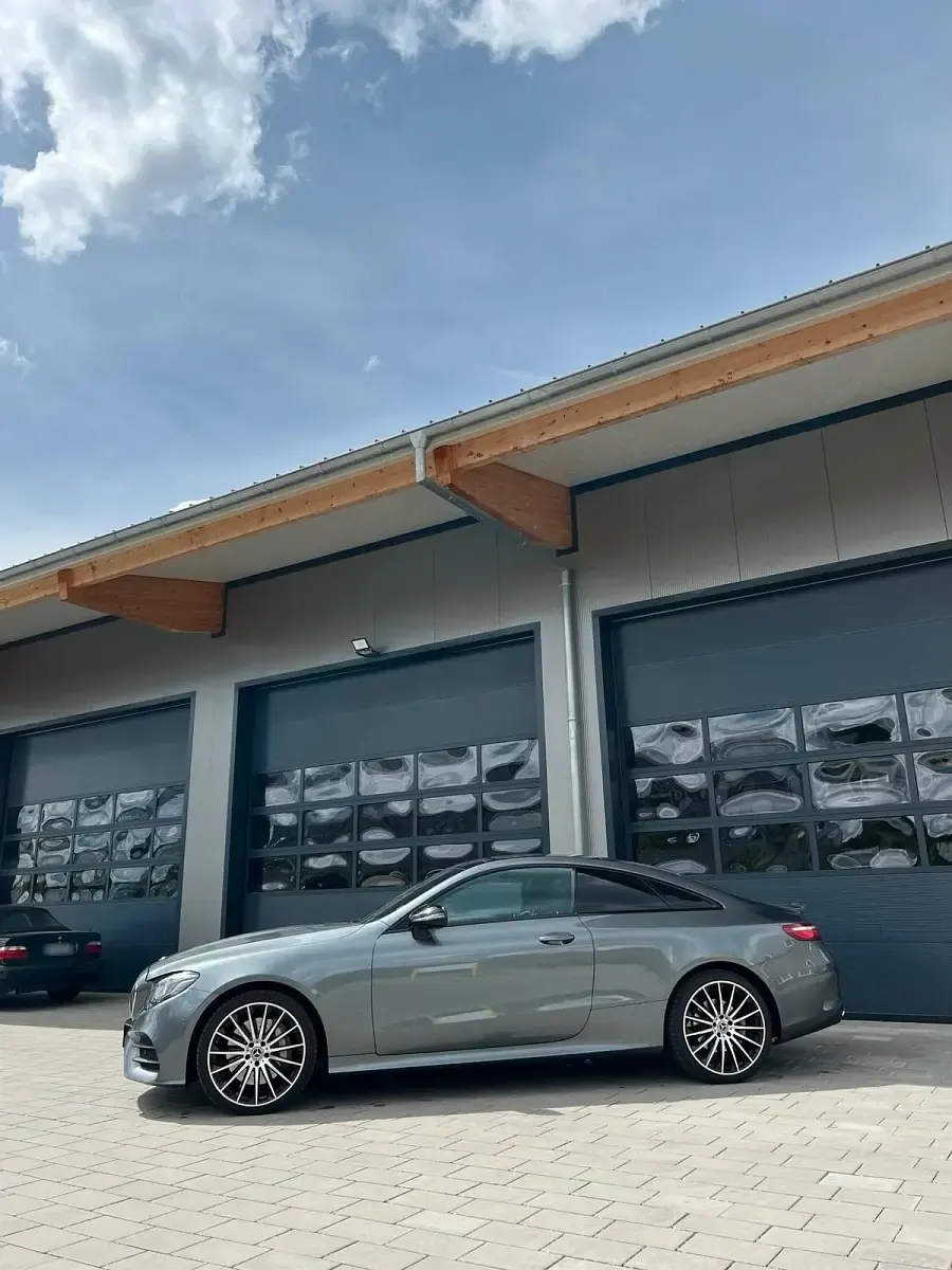 Gebraucht Mercedes E400 AMG line 340 PS (250 kW) 2019 Grau Coupé
