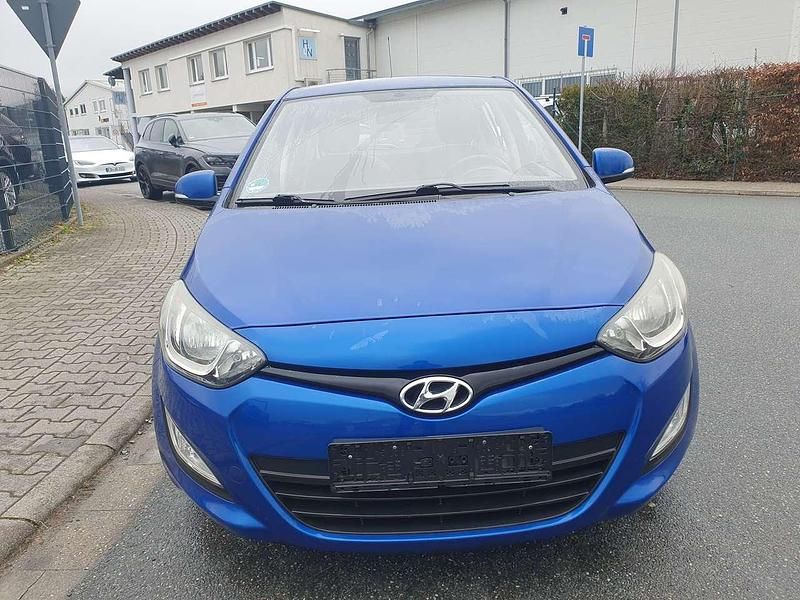 Pristine blue / mic Gebraucht 2013 Hyundai i20 Edition Kleinwagen | 4.500 € (Fairer Preis) - Bild 1/4