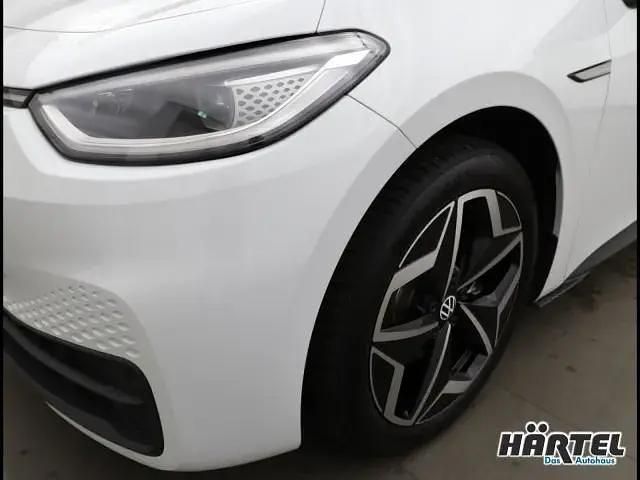 Gebraucht VW ID.3 Pure 110 kW (150 PS) 2021 Gletscherweiss (white), metallic Kleinwagen