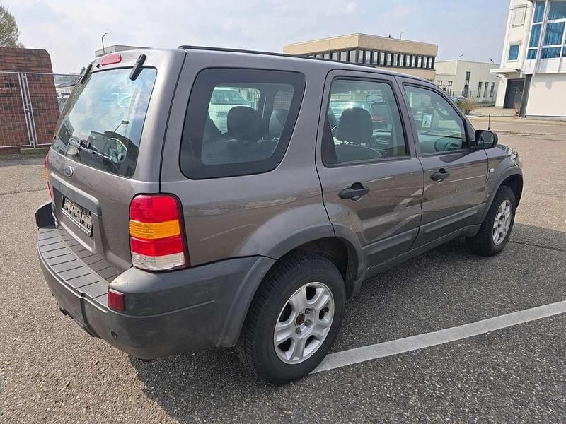 Gebraucht Ford Maverick 150 PS (110 kW) 2005 Grau SUV