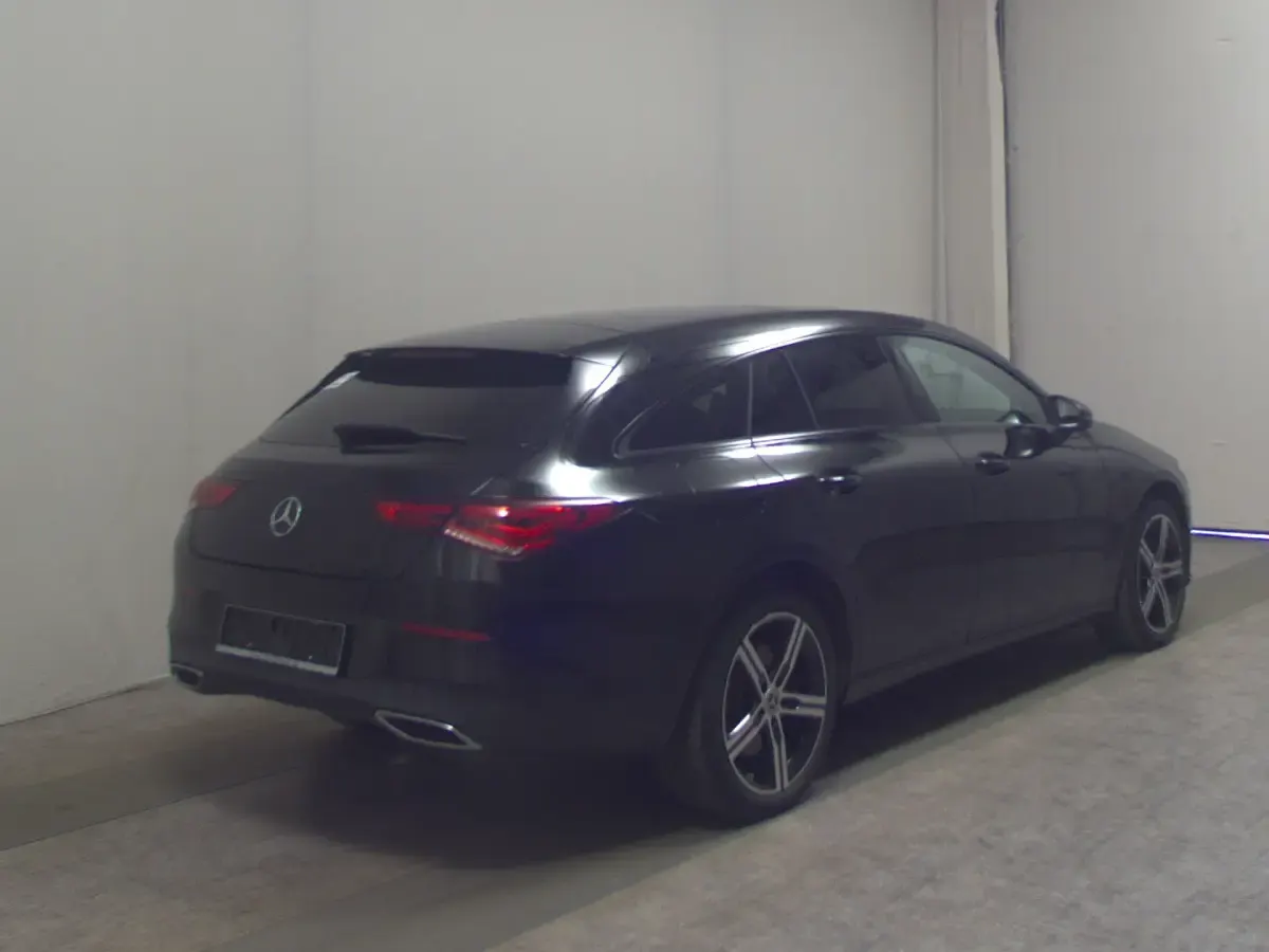 Gebraucht Mercedes CLA250 Progressive 218 PS (160 kW) 2021 Nachtschwarz Coupé